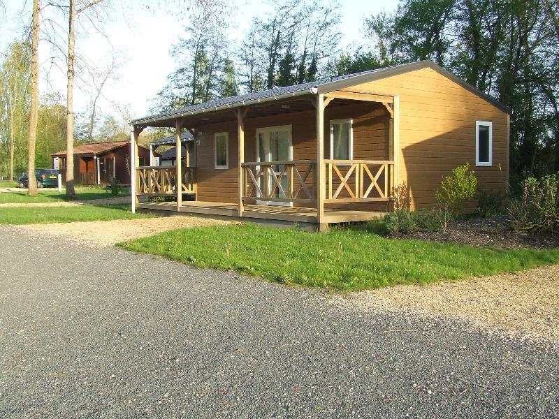 Hotel Terres De France - Moncontour Active Park Esterno foto